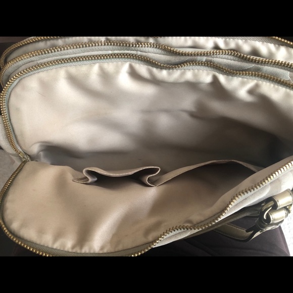 Coach #F18475 Cream gold Leather trim shoulder bag - Picture 2 of 6